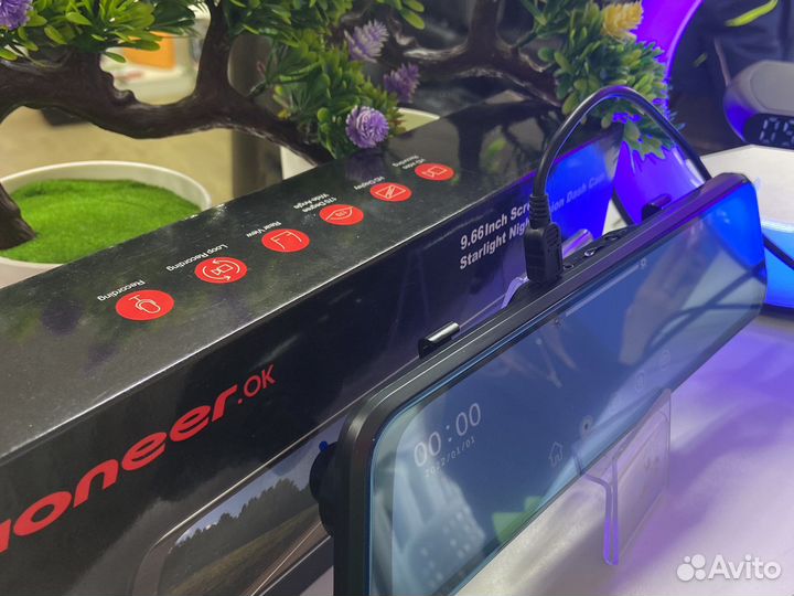 Видеорегистратор с парктроником (новый, гарантия)