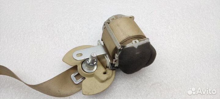 Ремень безопасности задний правый Toyota