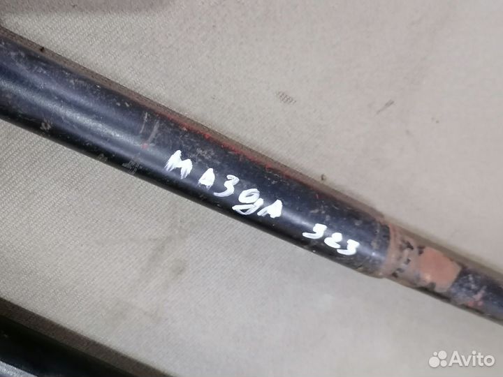 Амортизатор двери багажника Mazda 323 BF 1980-1989