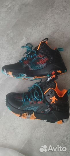 Баскетбольные кроссовки детские