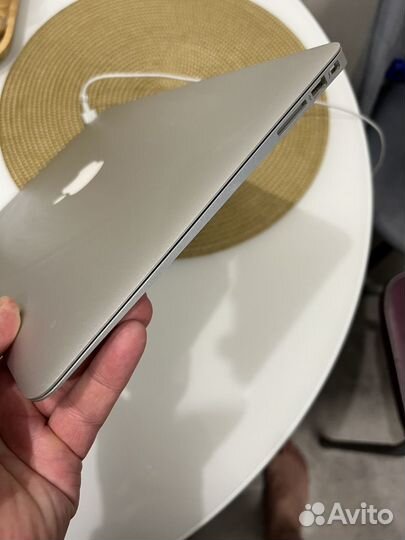 Apple MacBook air 13 2012