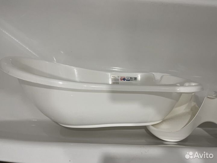 Ванночка для купания с горкой