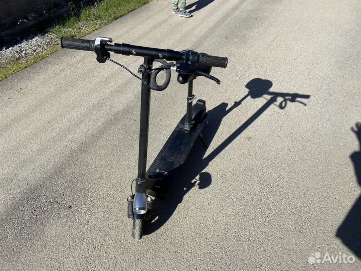 Самокат взрослый электрический