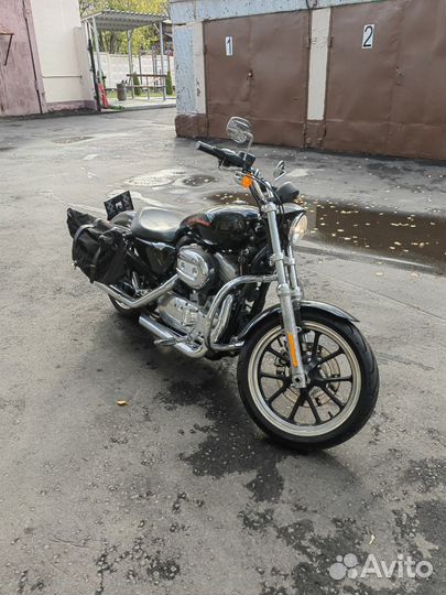 Harley davidson sportster 883