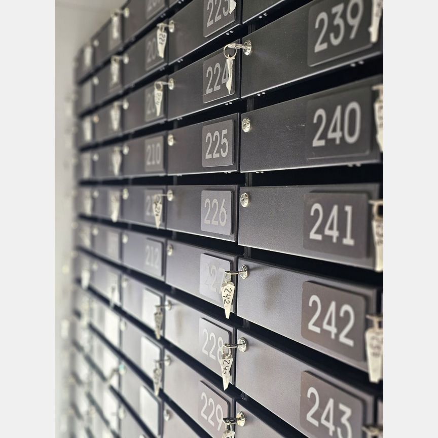 2-к. квартира, 90 м², 14/17 эт.