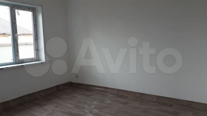 Дом 90 м² на участке 8 сот.