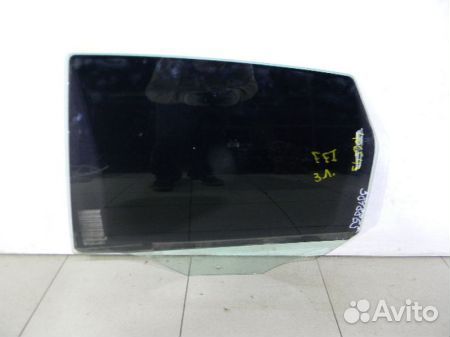 Стекло задней левой двери
