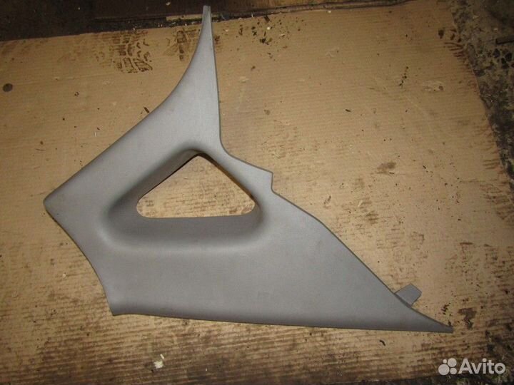 Обшивка стойки Elantra 2006-2011