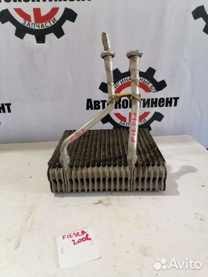 Радиатор кондиционера Ford Fiesta 2008