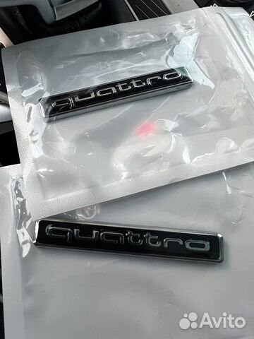 Шильдик quatrro