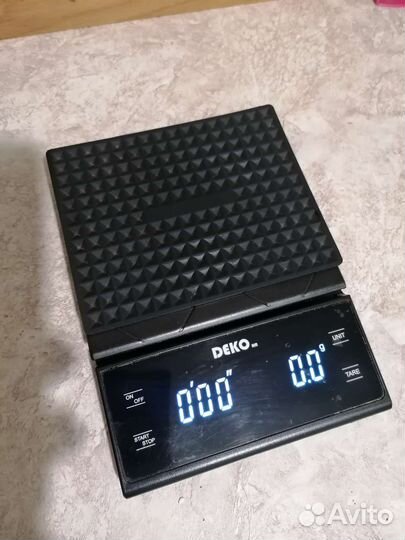 Кофеварка Delonghi EC685 +кофемолка Kitfort kt-744