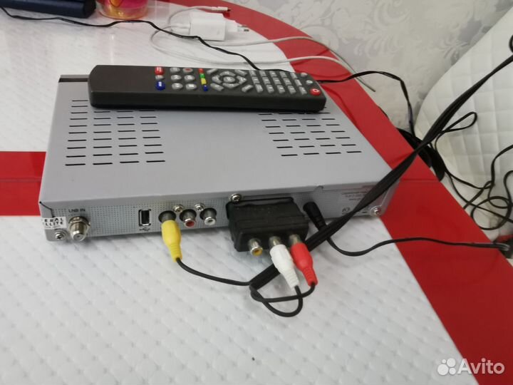 Спутниковый приёмник Триколор GS 8304