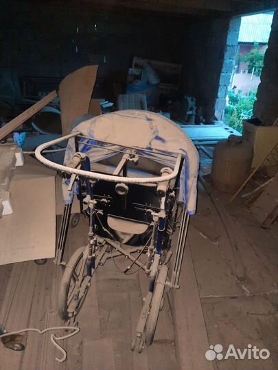 Инвалидная коляска