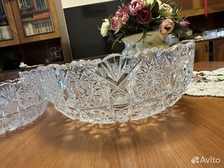 Ваза хрустальная