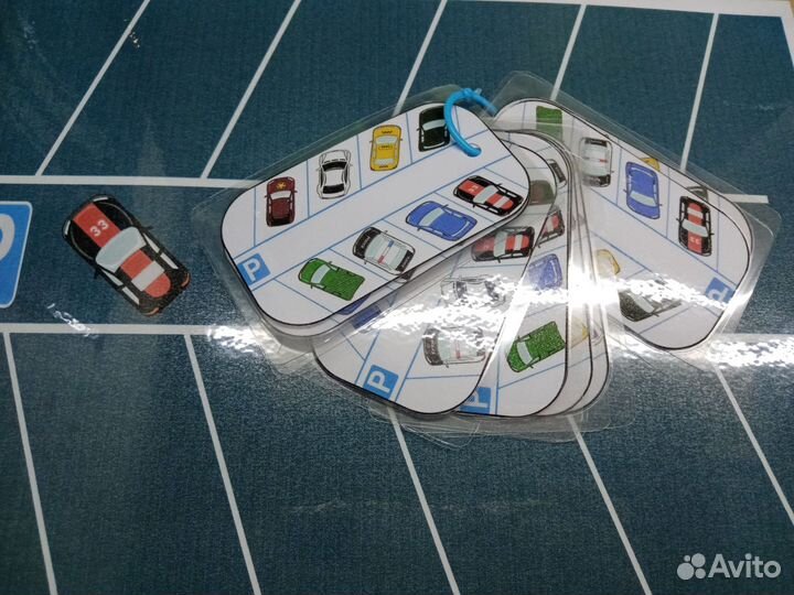 Игра на шипучках- Припаркуй по образцу