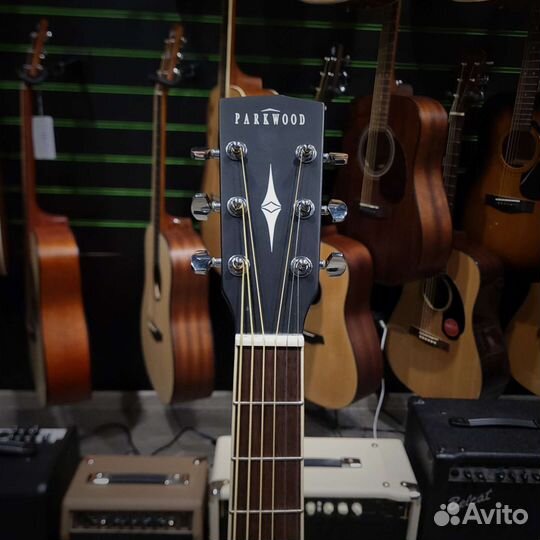 Parkwood W81E электроакустическая гитара с чехлом