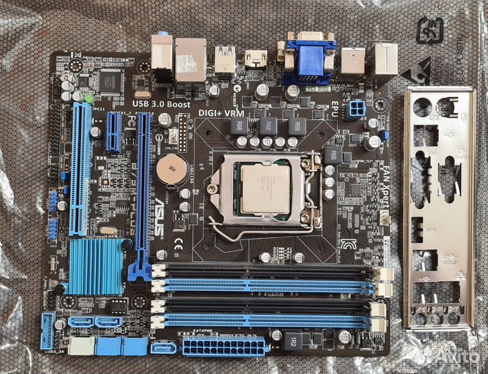 Материнская плата 1155