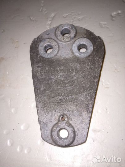 Передняя опора двигателя Ford Fiesta 4mk