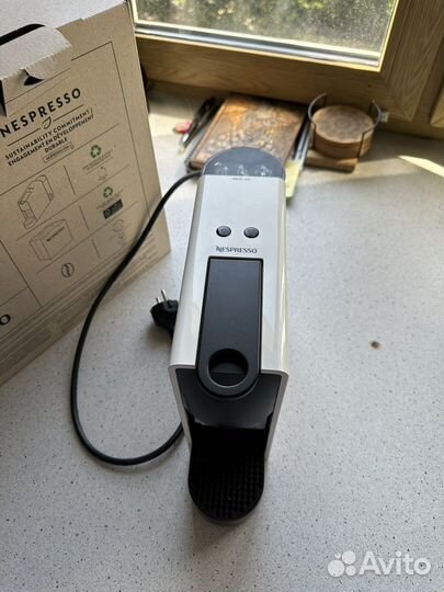 Капсульная кофемашина nespresso essenza mini
