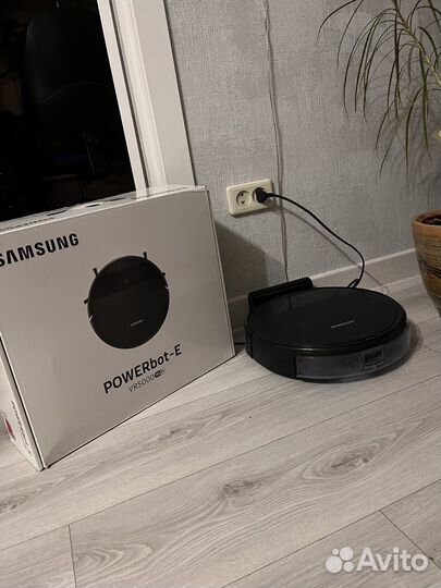 Робот пылесос samsung