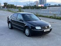 Volkswagen Bora 2.0 AT, 2003, 310 000 км, с пробегом, цена 450 000 руб.