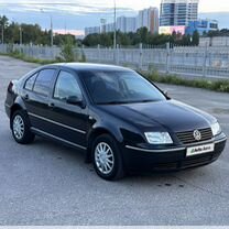 Volkswagen Bora 2.0 AT, 2003, 310 000 км, с пробегом, цена 450 000 руб.