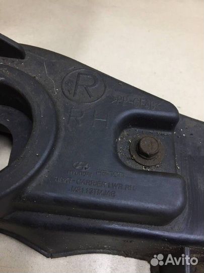 Панель передний Hyundai Santa Fe 4