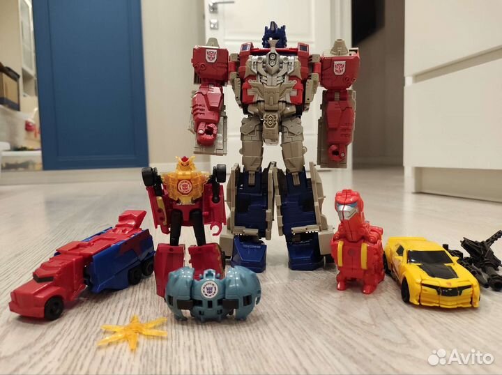 Робот трансформер hasbro