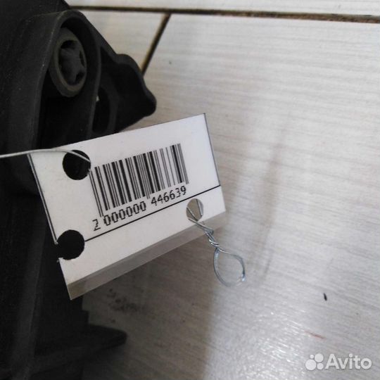 Стояночный тормоз электронный Renault Scenic 2