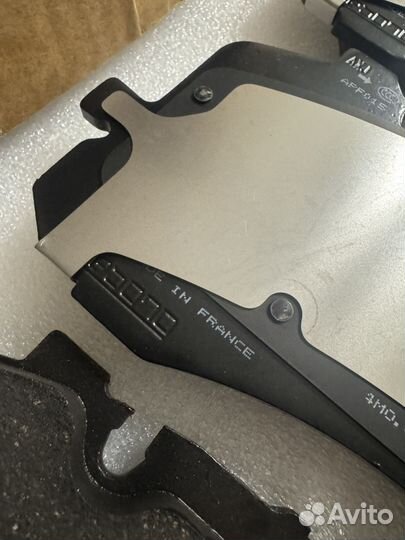 Тормозные колодки передние VAG