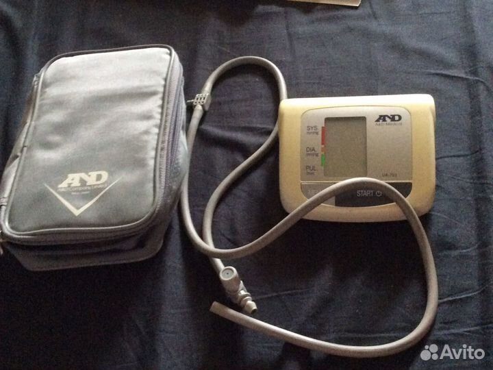 Тонометр полуавтомат