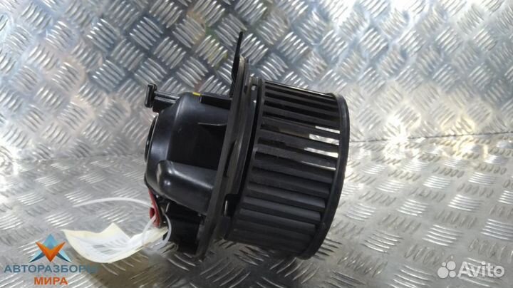 Моторчик печки Skoda Superb 2 2010 1K2820015D