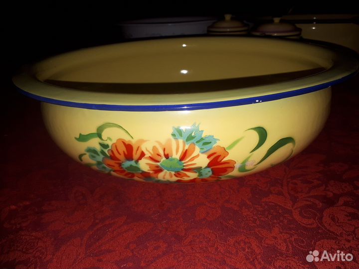 Тазик эмалированный, Китайский