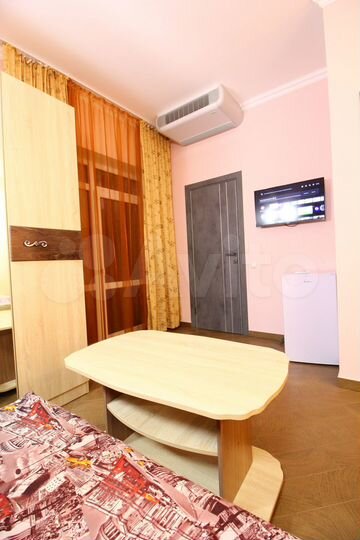 Комната 22 м² в 9-к., 2/3 эт.