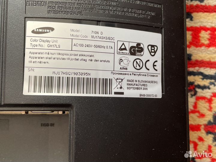 Монитор Samsung syncmaster 710n