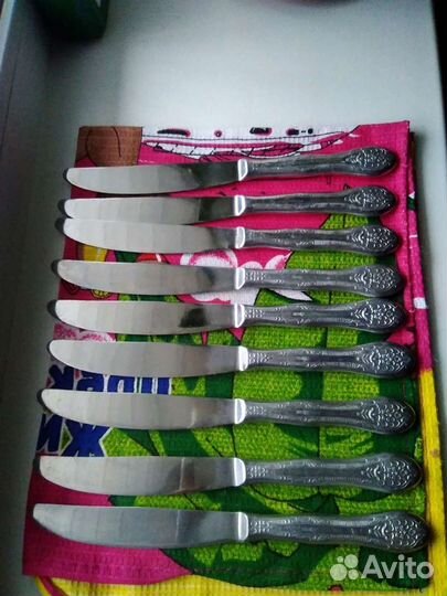 Набор новых десертных ножей с серебряным покрытием