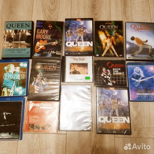 Большая коллекция, CD и DVD дисков рок музыки