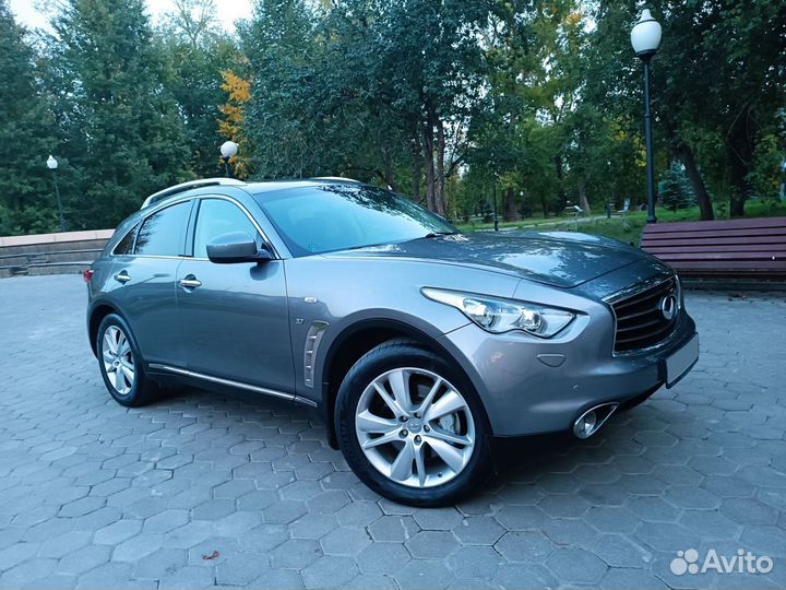 Infiniti QX70 3.7 AT, 2013, 145 000 км