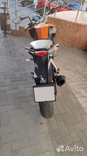 KTM duke 200