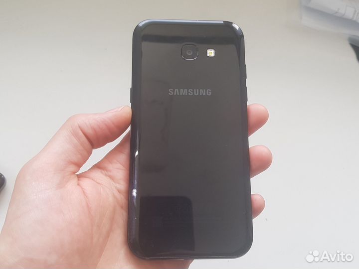 Samsung Galaxy A5 (2017) SM-A520F/DS, 3/32 ГБ