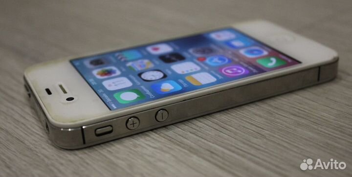 Рабочий Apple iPhone 4s 8g В комплекте. оригинал 1
