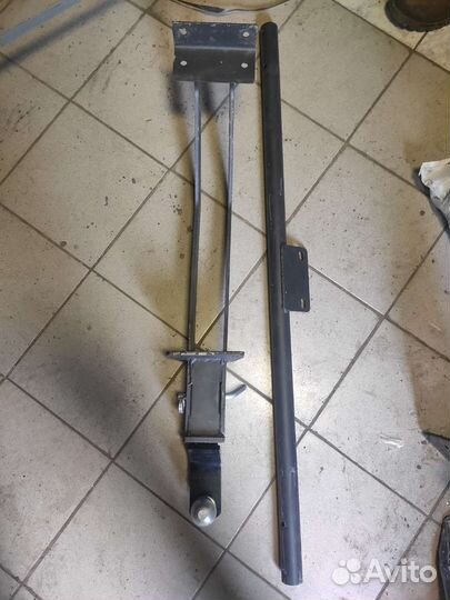 Фаркоп на Ниву шар вставка под квадрат