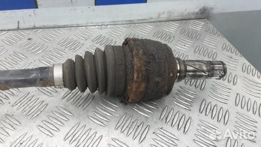 Привод задний правый volvo XC90 1 (11V01NZ01)