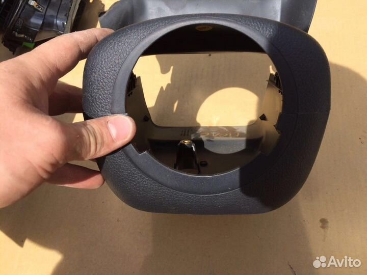 Накладка рулевой колонки Volkswagen Polo