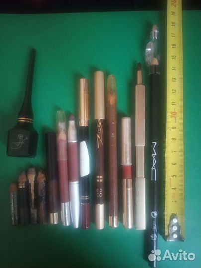 Косметика для губ.для глаз.для лица и тела