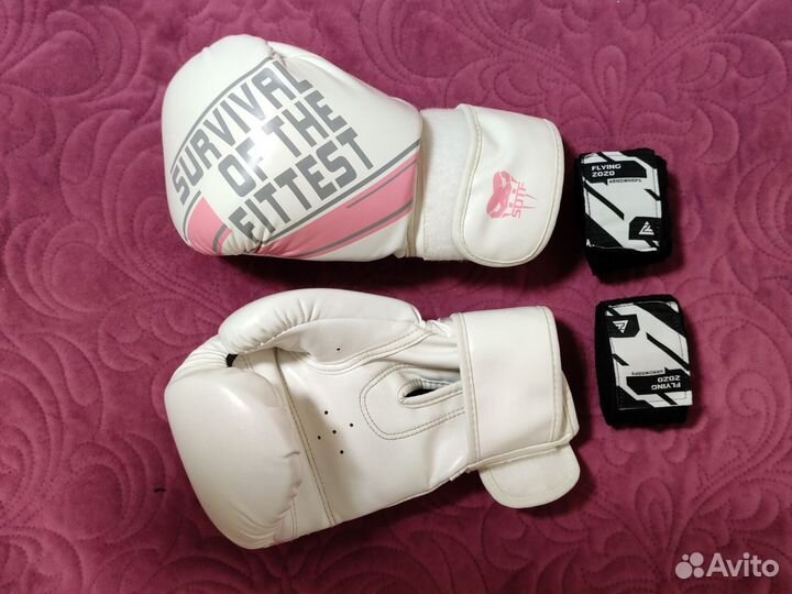 Боксёрские перчатки 12 oz