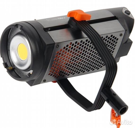 Осветитель GreenBean SunLight PRO 200COB DMX