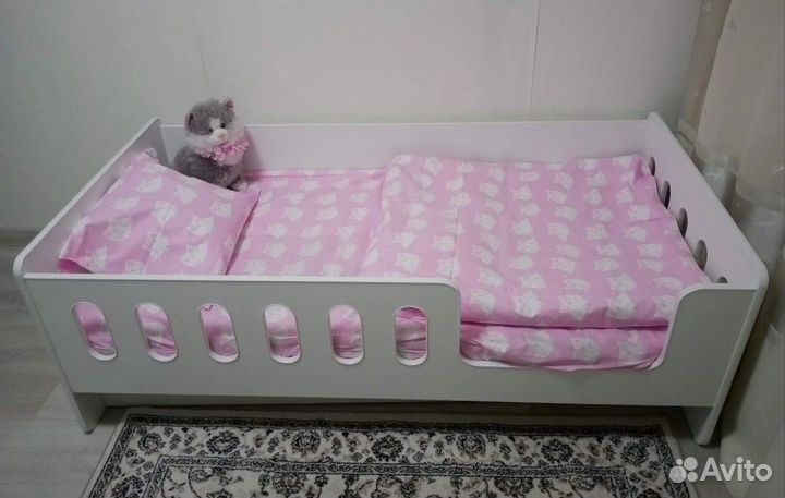 Детская кровать манеж