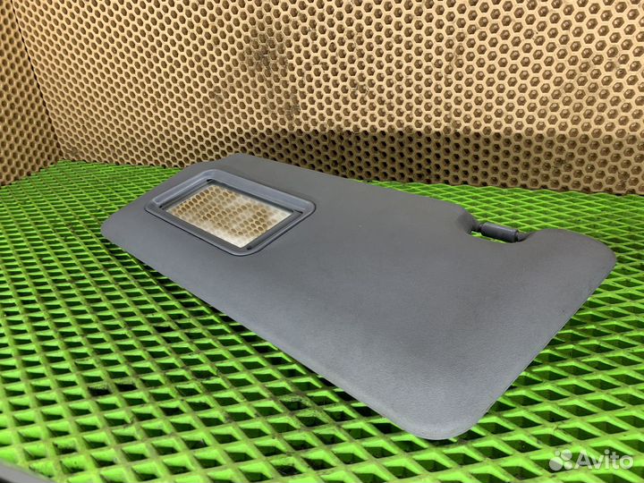 Козырек солнцезащитный левый Lifan X60