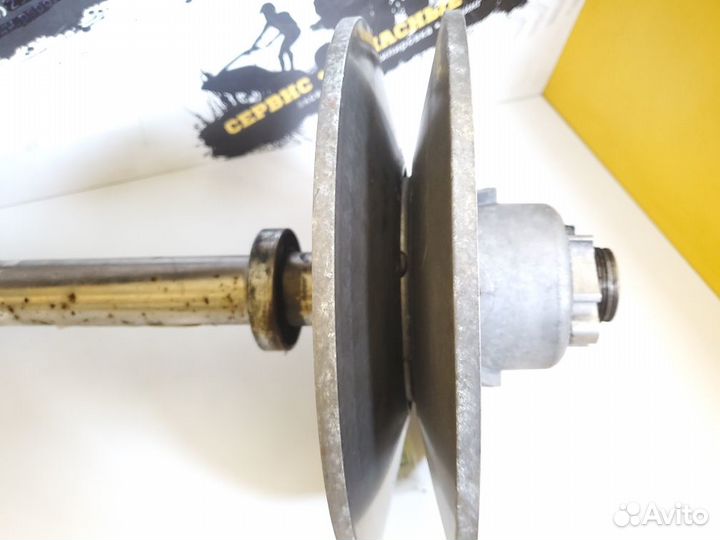 Ведомый вариатор с валом снегоход BRP Ski-Doo Lynx